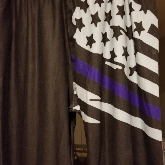 Blue Line Leggings - Picture 3 of 9